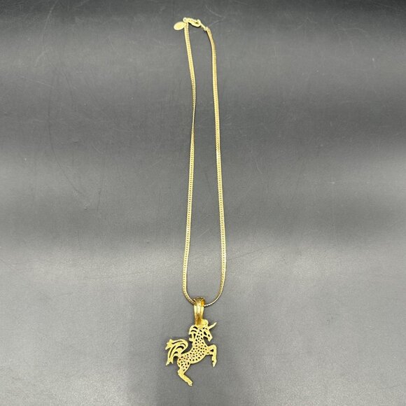 Vintage Unicorn Pendant Necklace American Showcase Gold Tone Mystical Beast - Picture 4 of 10